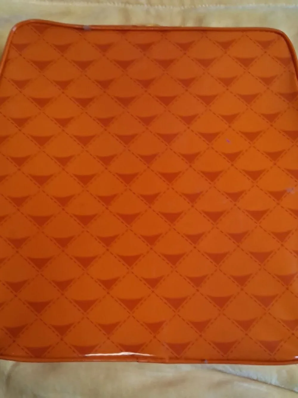 MINI LA LA LOOPSY PLASTIC CARRYING CASE